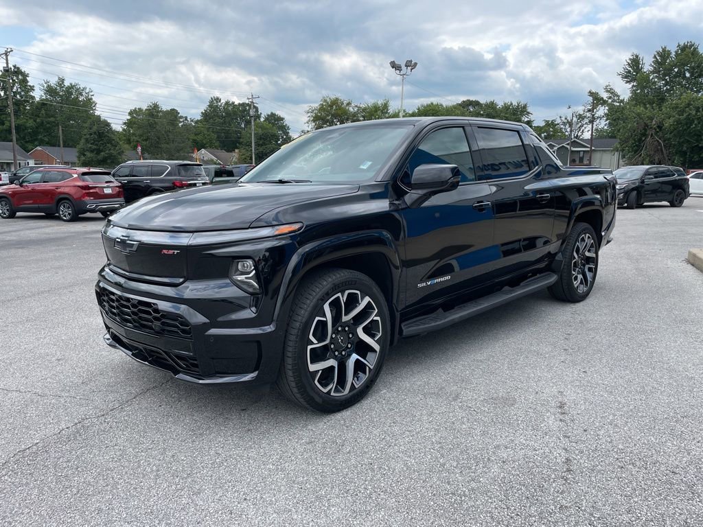 New 2024 Chevrolet Silverado EV RST AWD/4WD image 4