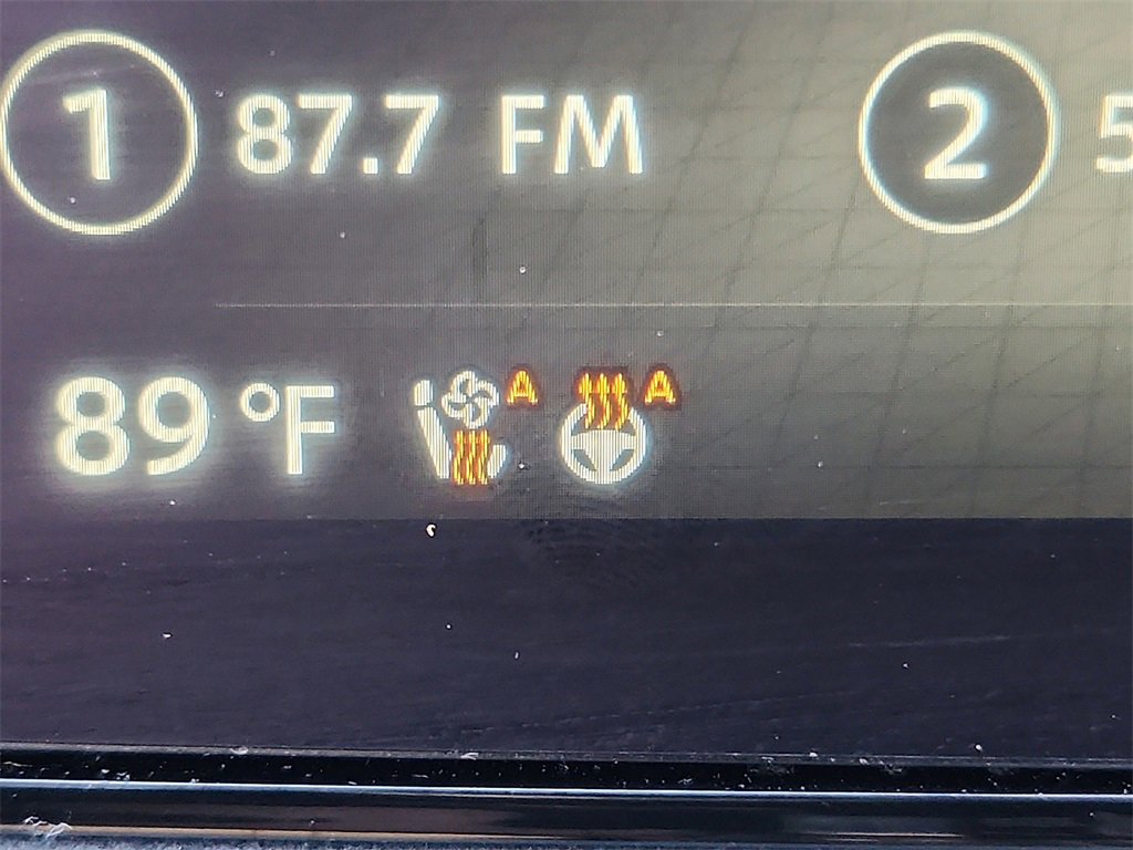 Used 2023 Nissan Ariya image 25