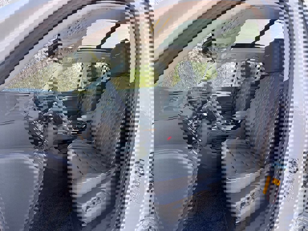 New 2026 Buick Envision Avenir image 5