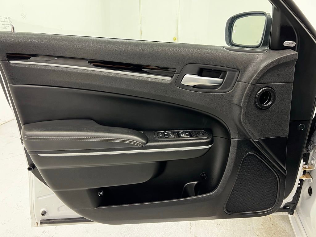 Used 2023 Chrysler 300 S image 13
