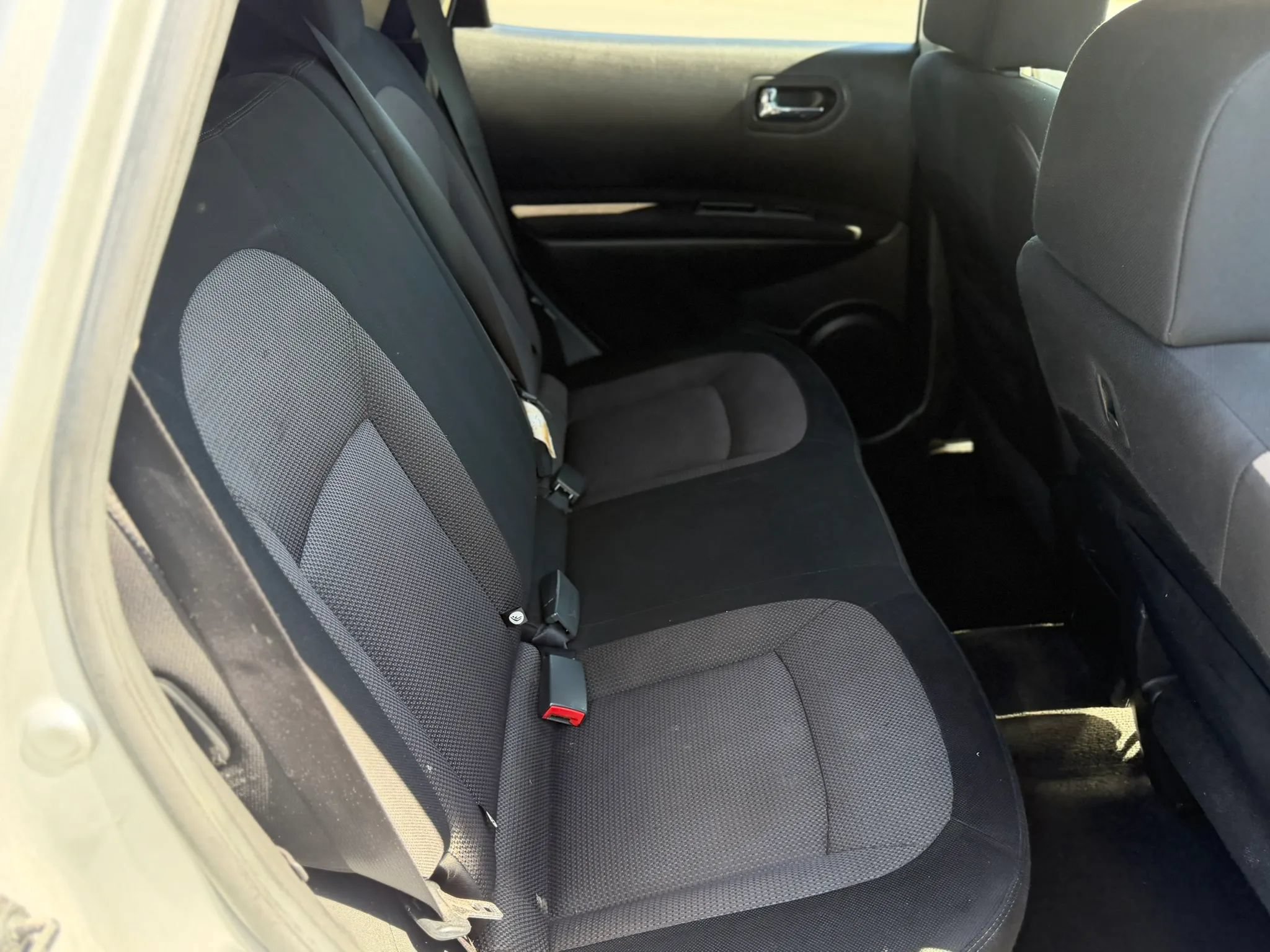 Used 2010 Nissan Rogue SL AWD/4WD image 23