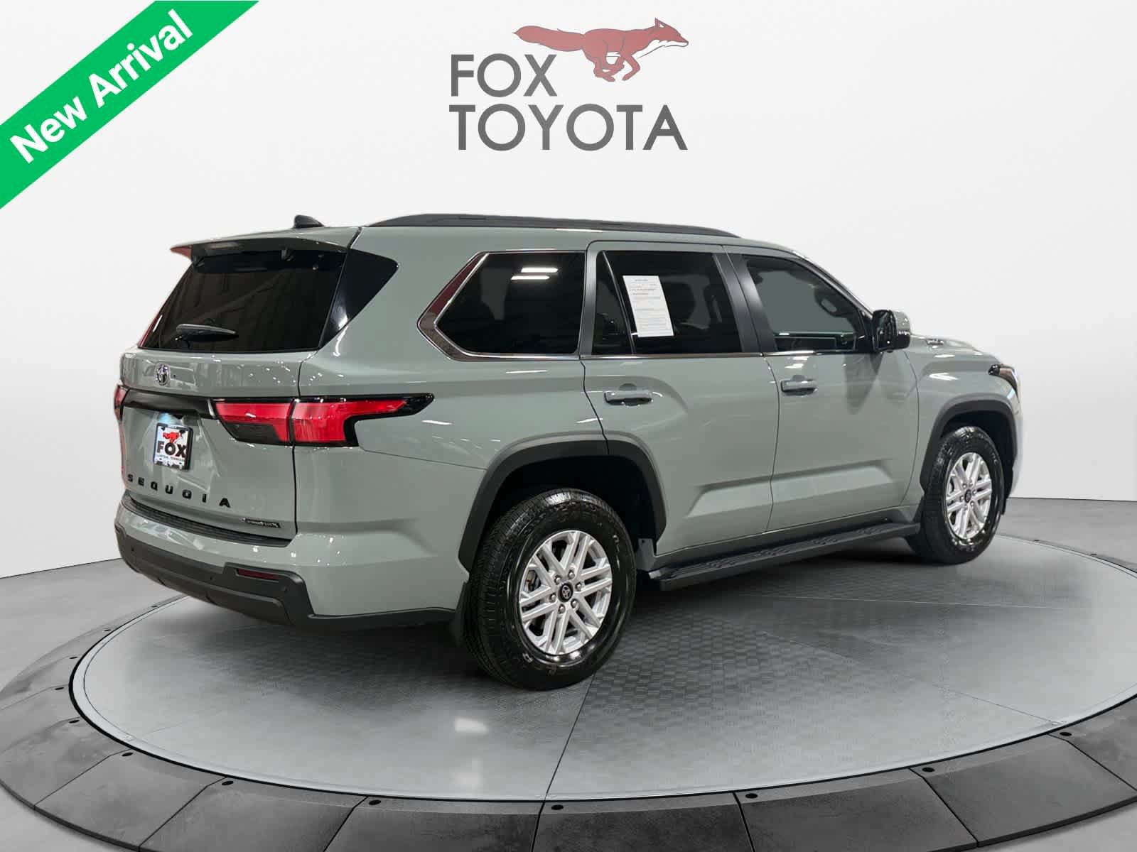 Used 2026 Toyota Sequoia SR5 w/ SR5 Premium Package AWD/4WD image 6
