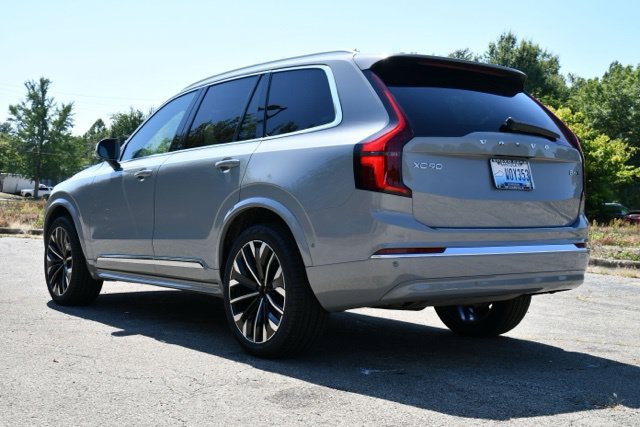New 2026 Volvo XC90 B6 Plus w/ Protection Package Premier AWD/4WD image 5