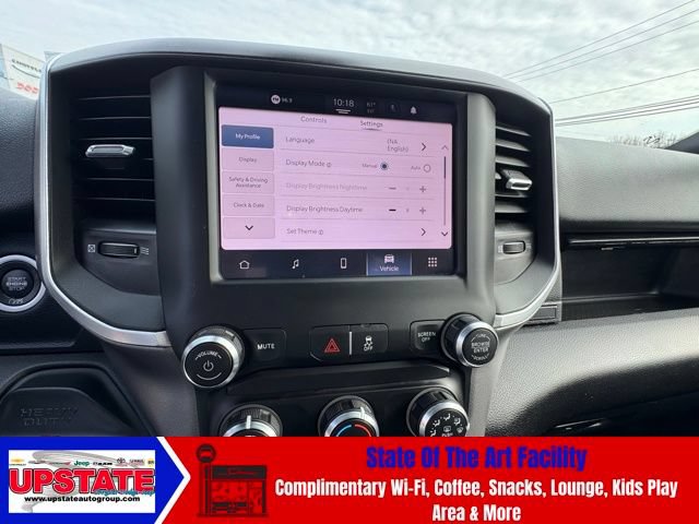 Used 2024 RAM 3500 Big Horn AWD/4WD image 25