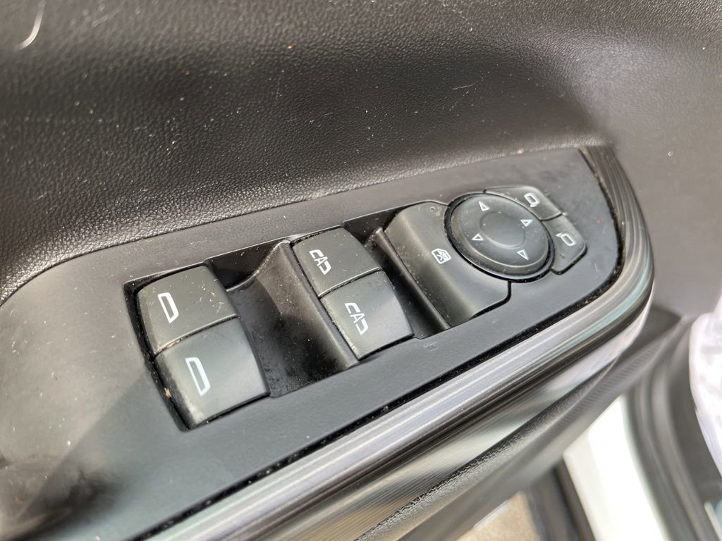 Used 2020 GMC Acadia SLT FWD image 19