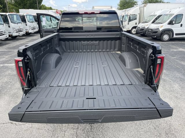 New 2026 GMC Sierra 2500 AT4 w/ AT4 Premium Plus Package AWD/4WD image 23