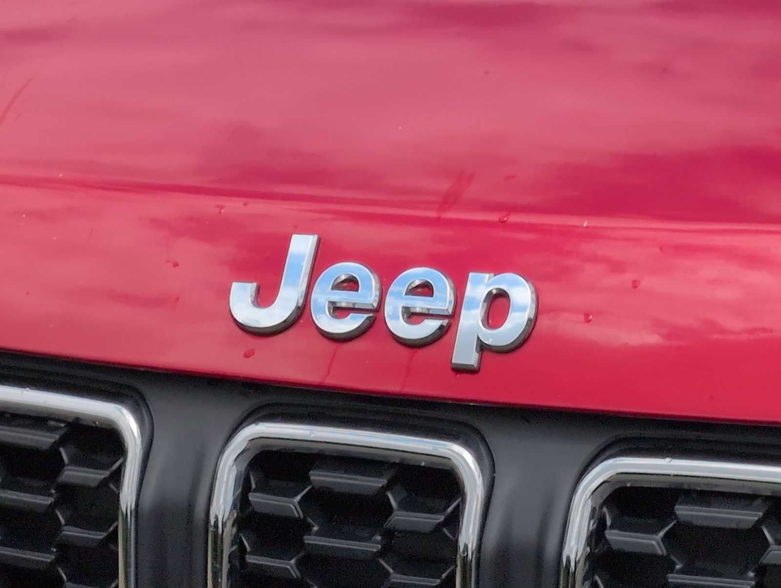 Used 2025 Jeep Compass Latitude AWD/4WD image 12