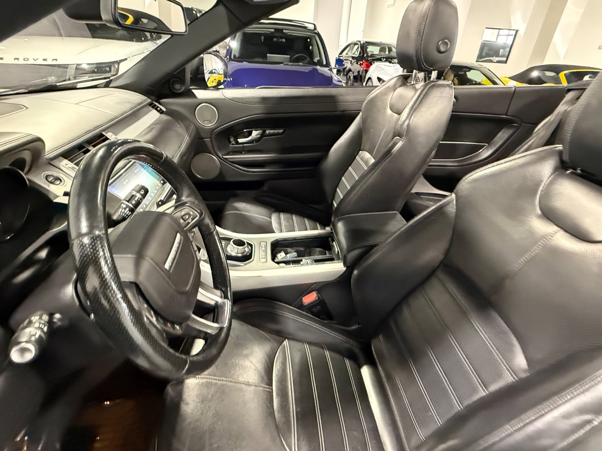 Used 2017 Land Rover Range Rover Evoque HSE Dynamic image 35