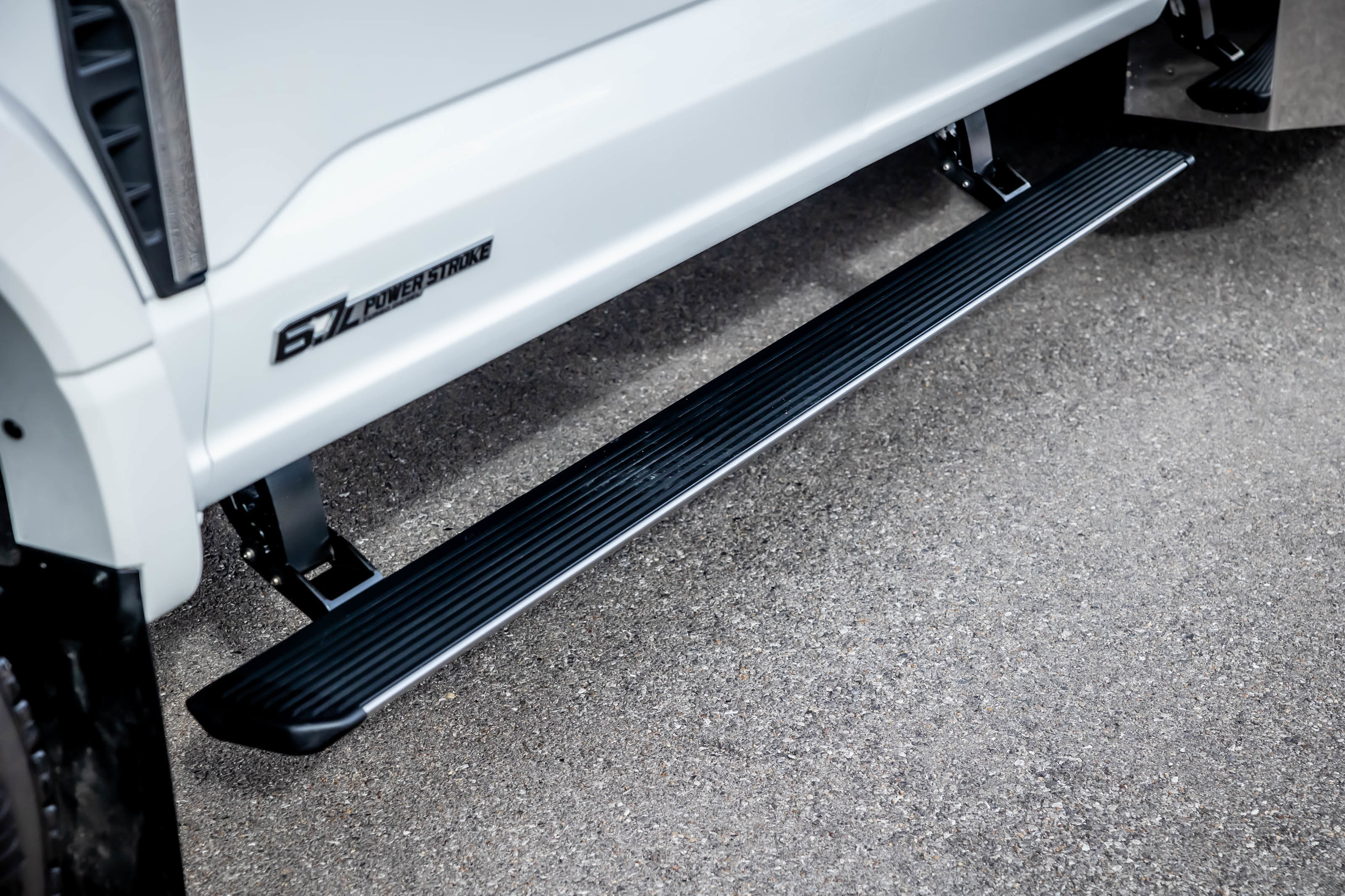 Used 2024 Ford F450 Platinum w/ FX4 Off-Road Package image 18