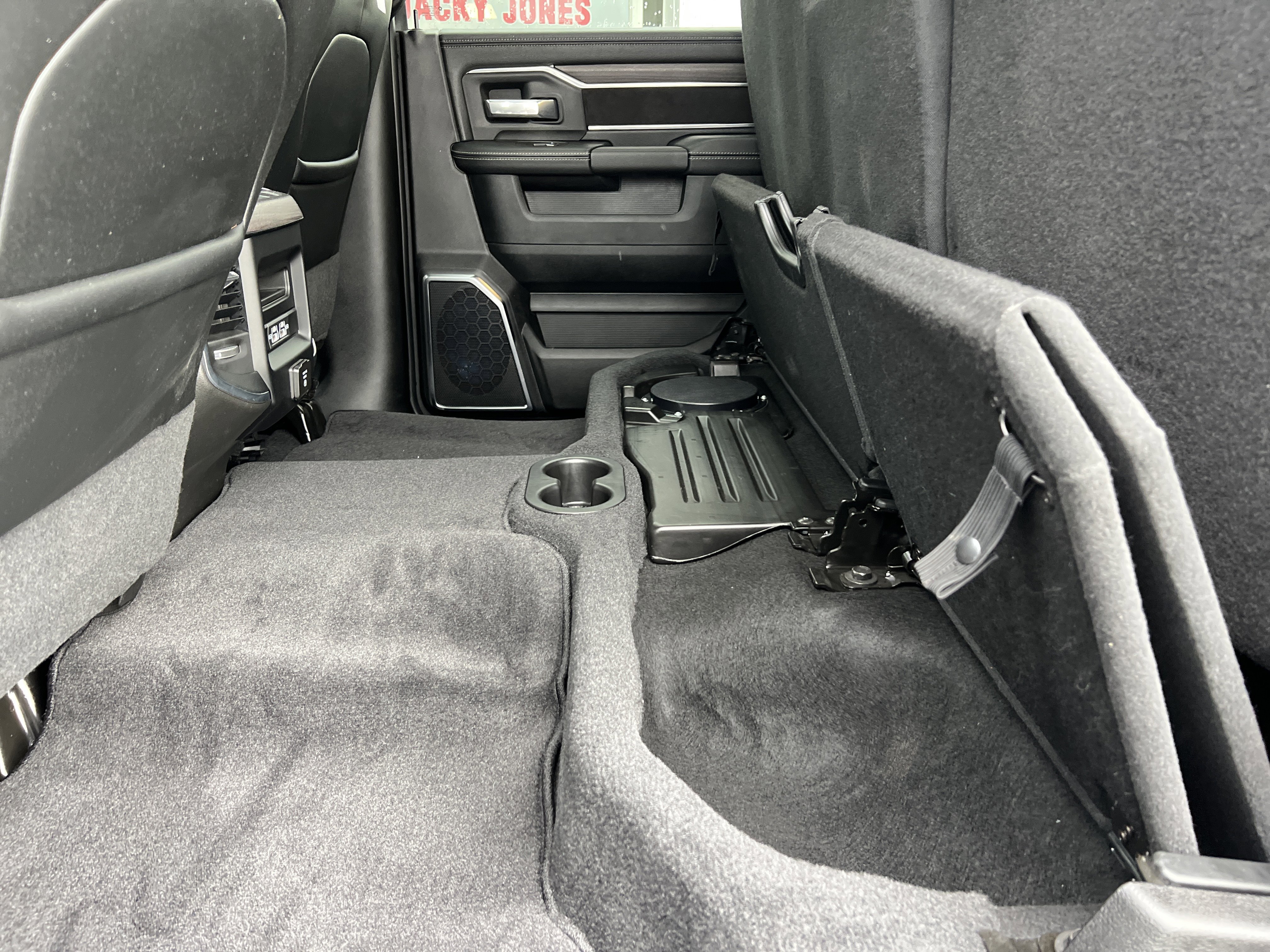 Used 2025 RAM 2500 Laramie image 12