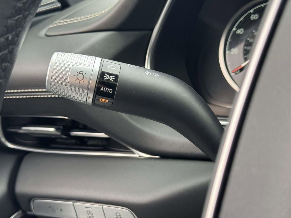 Certified 2023 Genesis GV80 3.5T image 21