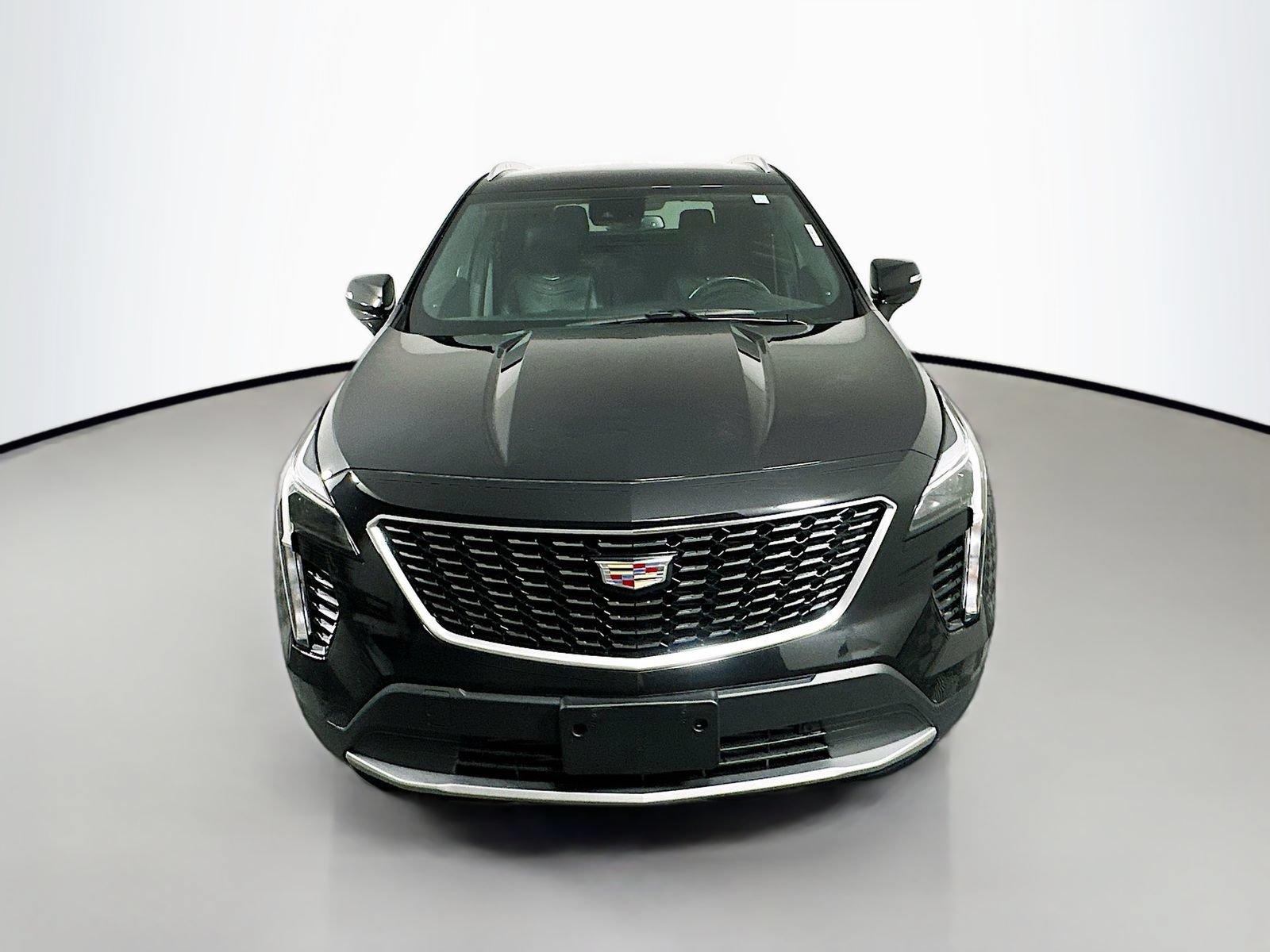 Used 2022 Cadillac XT4 Premium Luxury w/ Driver Awareness Package AWD/4WD image 2