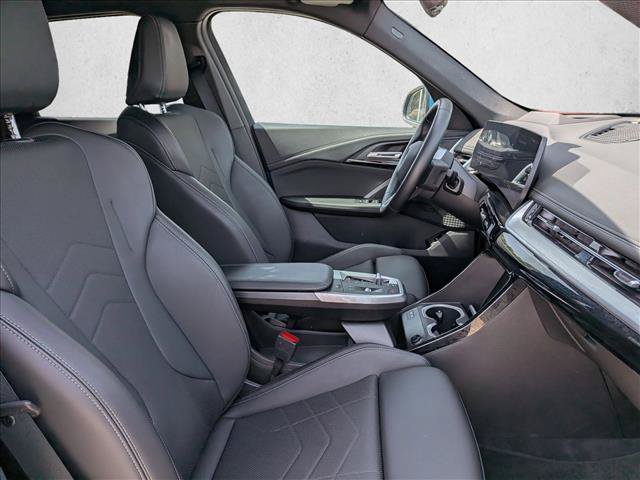 Used 2025 BMW X1 xDrive28i AWD/4WD image 21