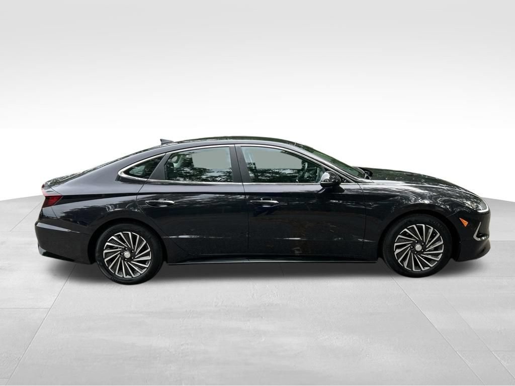 Certified 2023 Hyundai Sonata SEL FWD image 6