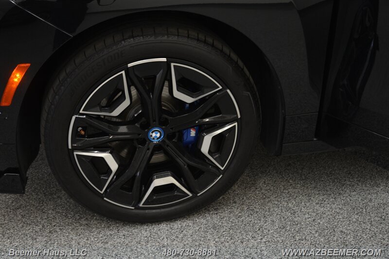 Used 2025 BMW iX M60 AWD/4WD image 50