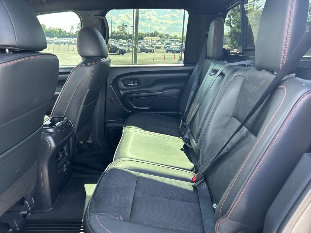 Used 2022 Nissan Titan PRO-4X AWD/4WD image 28