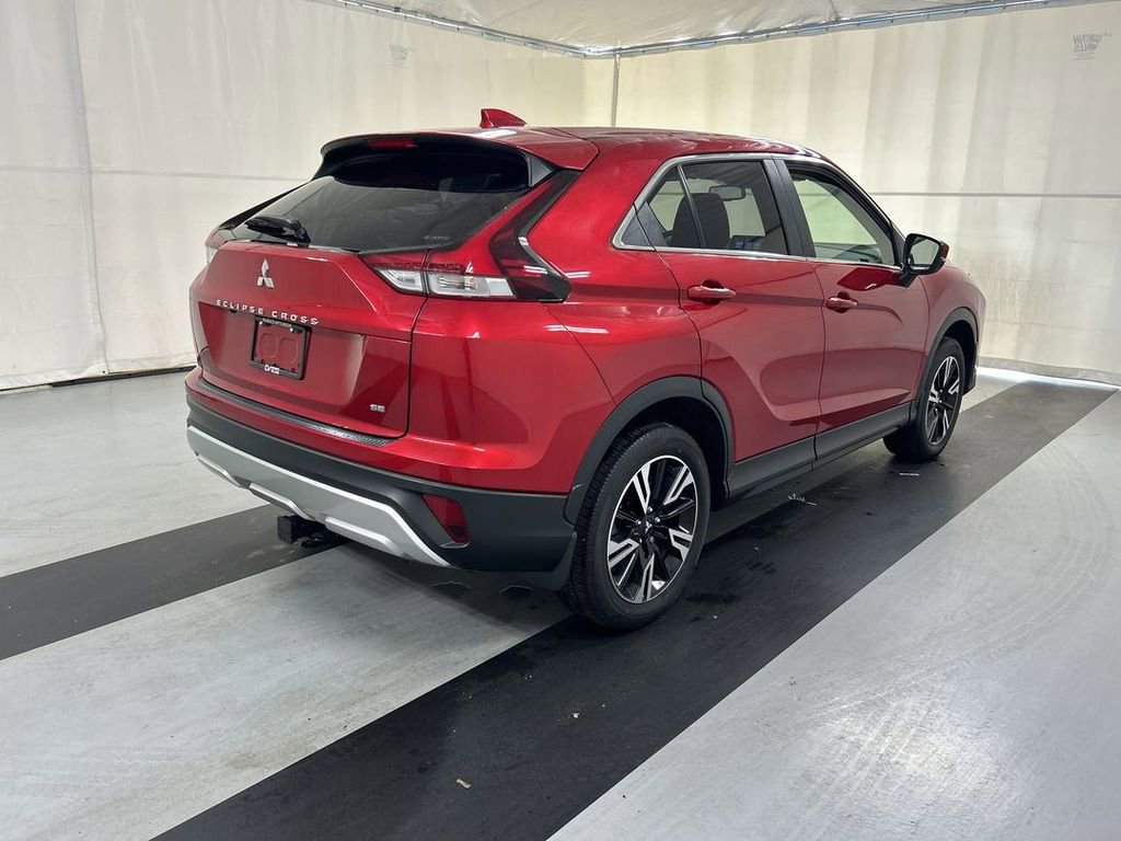 Used 2023 Mitsubishi Eclipse Cross SE image 2