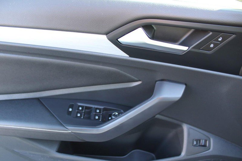 Used 2025 Volkswagen Jetta S FWD image 9