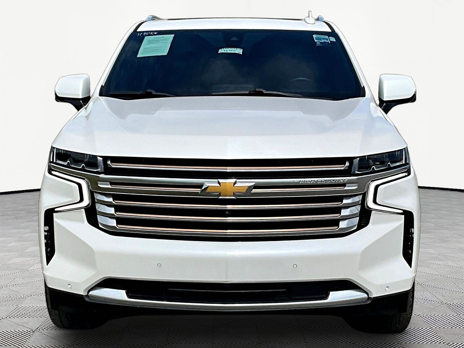 Used 2021 Chevrolet Tahoe High Country w/ Technology Package AWD/4WD image 2