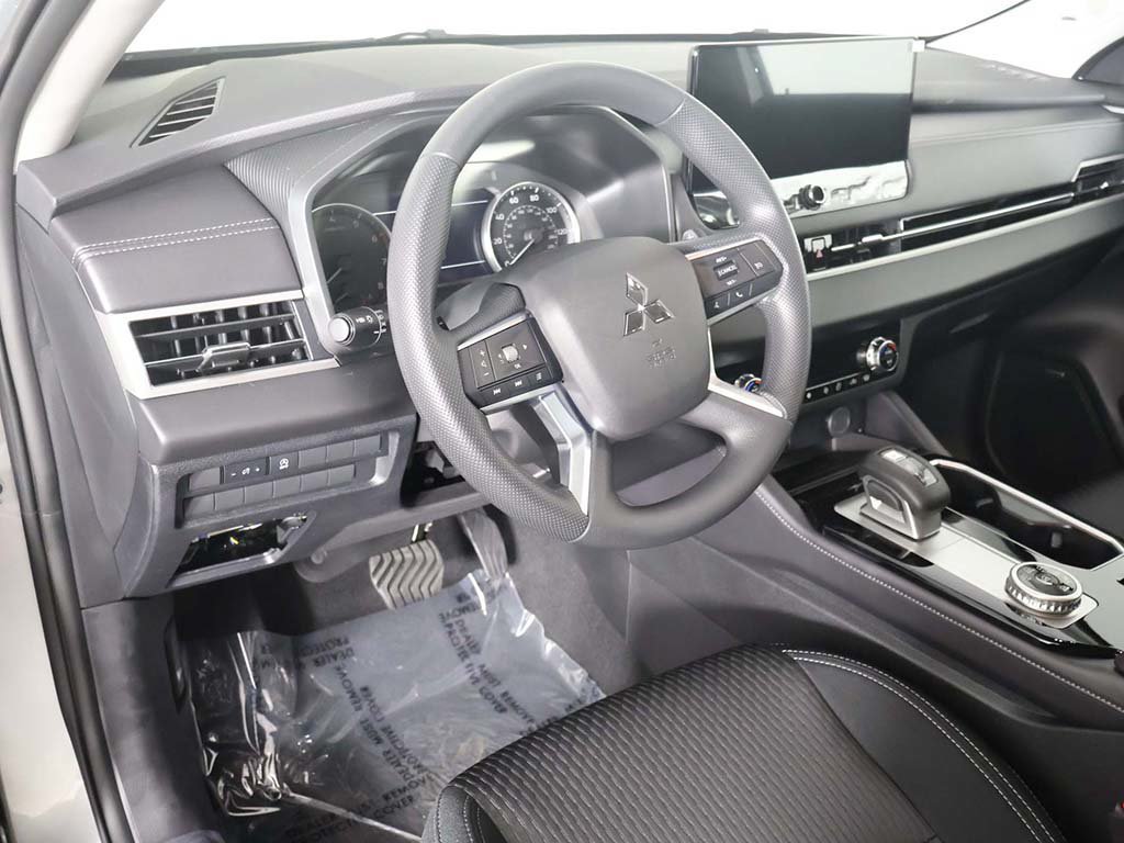 New 2026 Mitsubishi Outlander ES AWD/4WD image 26