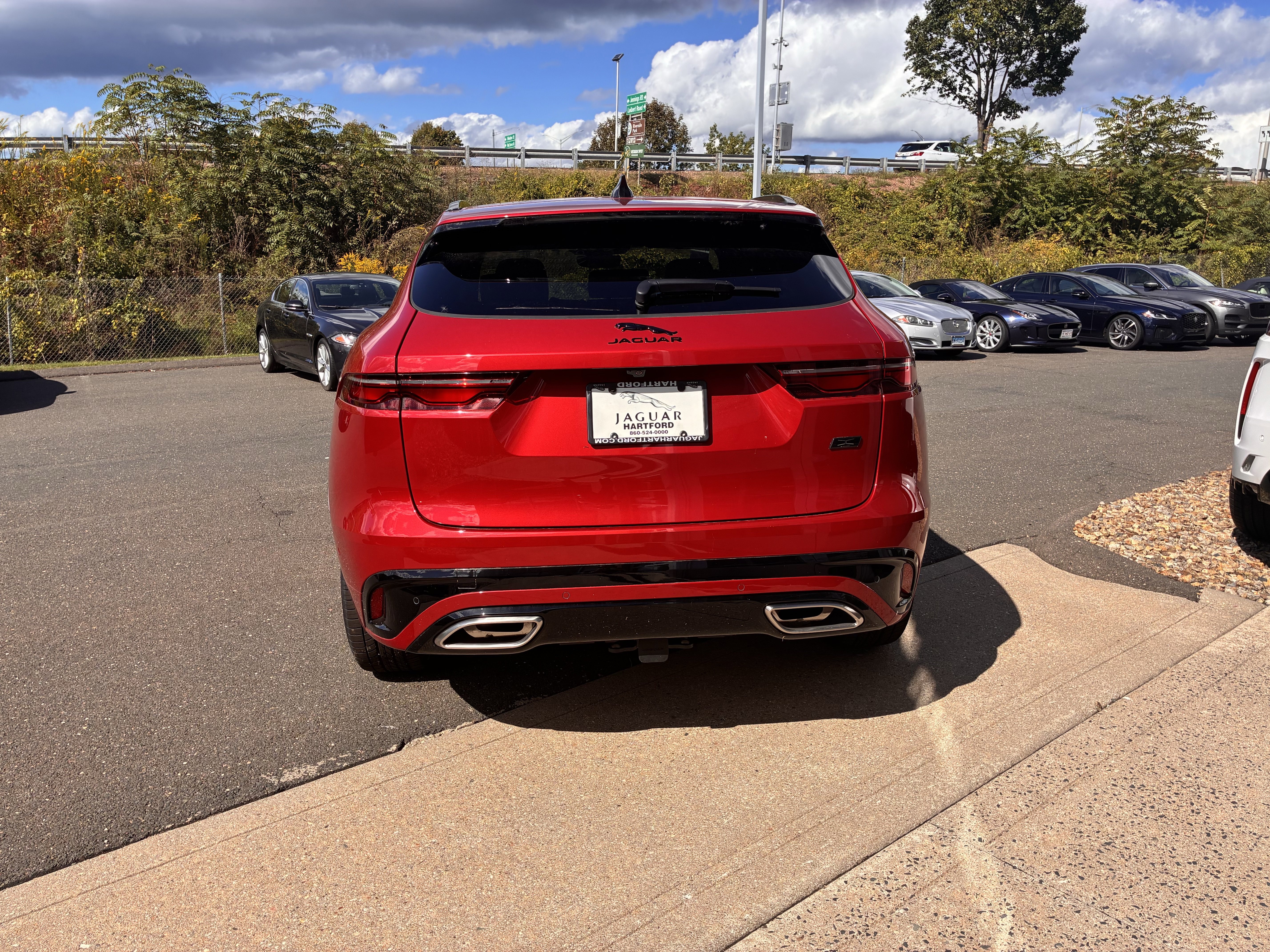 New 2026 Jaguar F-PACE R-Dynamic S image 8