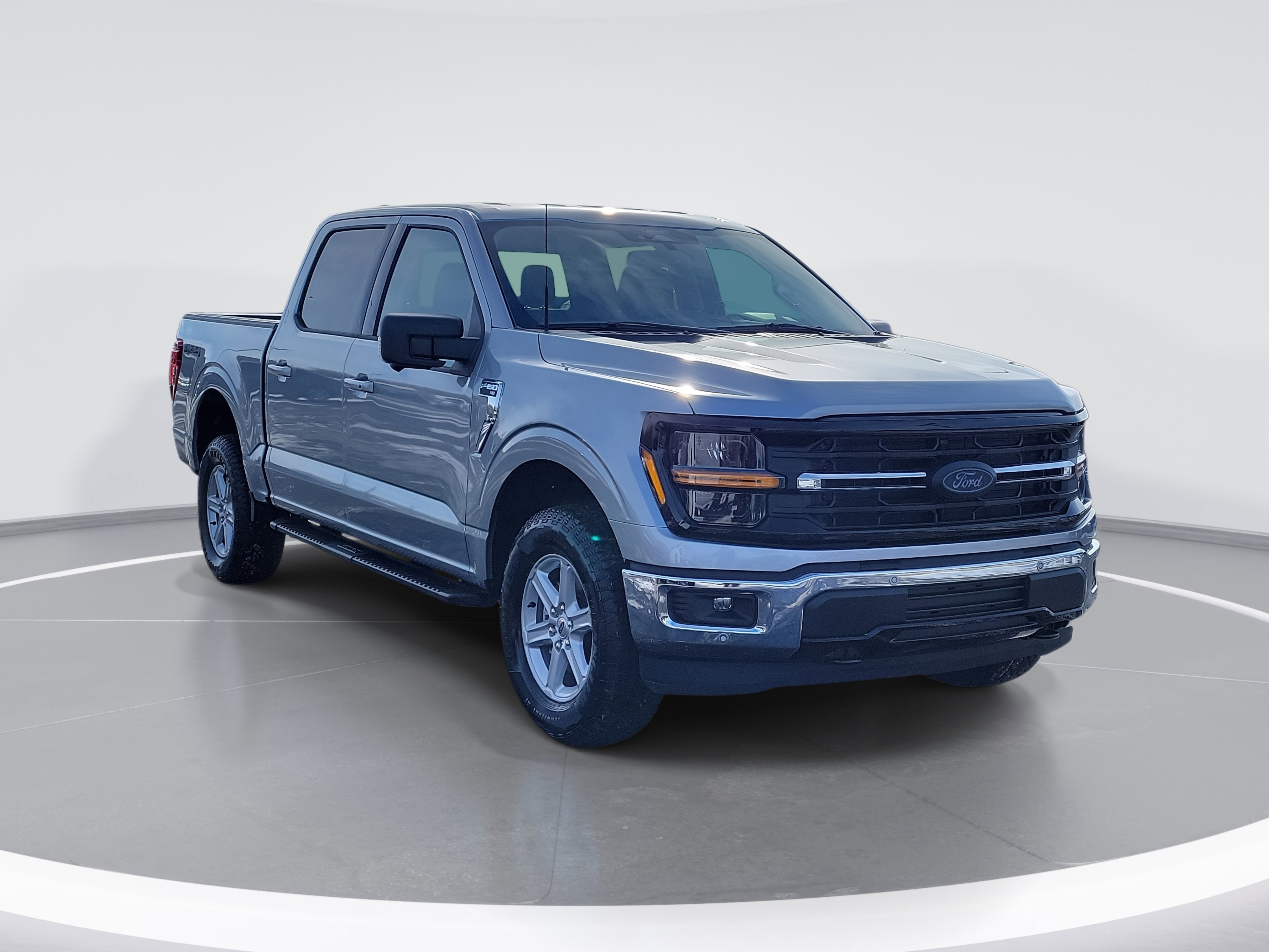 New 2026 Ford F150 XLT w/ Equipment Group 302A MID video 2