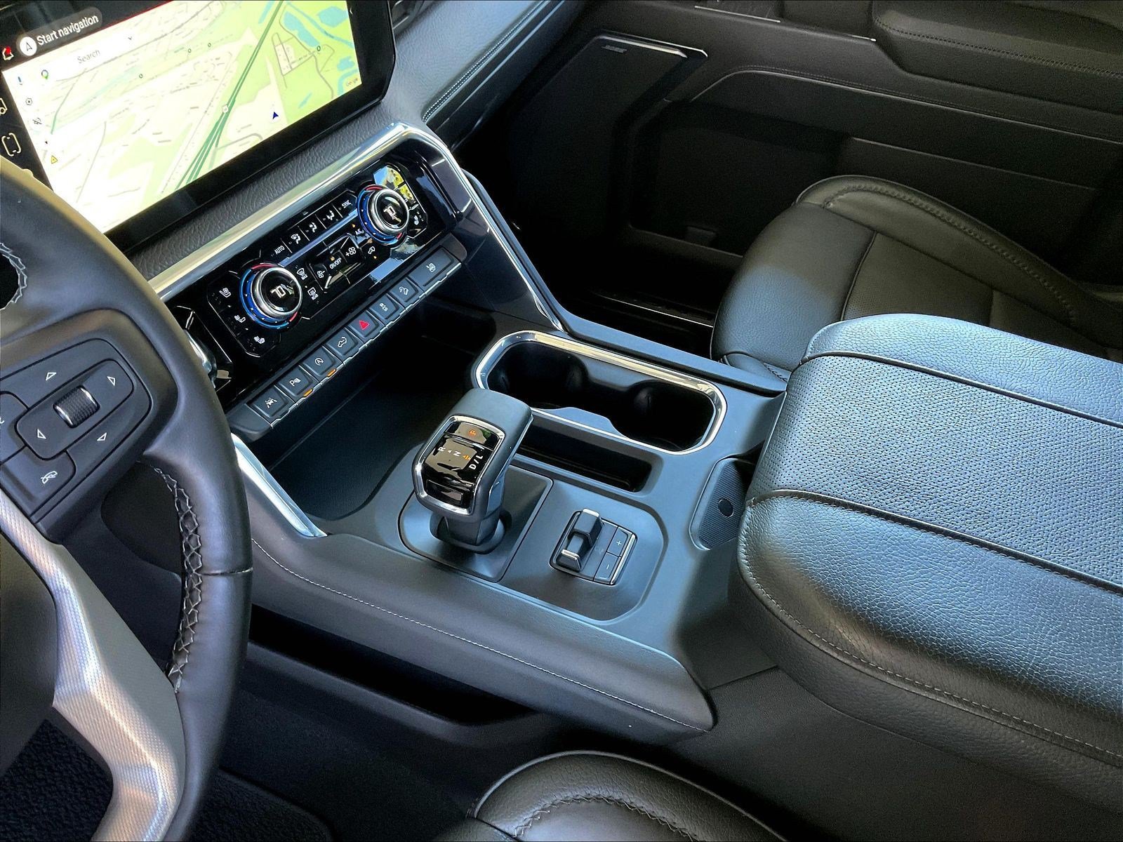 Used 2024 GMC Sierra 1500 Denali w/ Denali Reserve Package AWD/4WD image 19