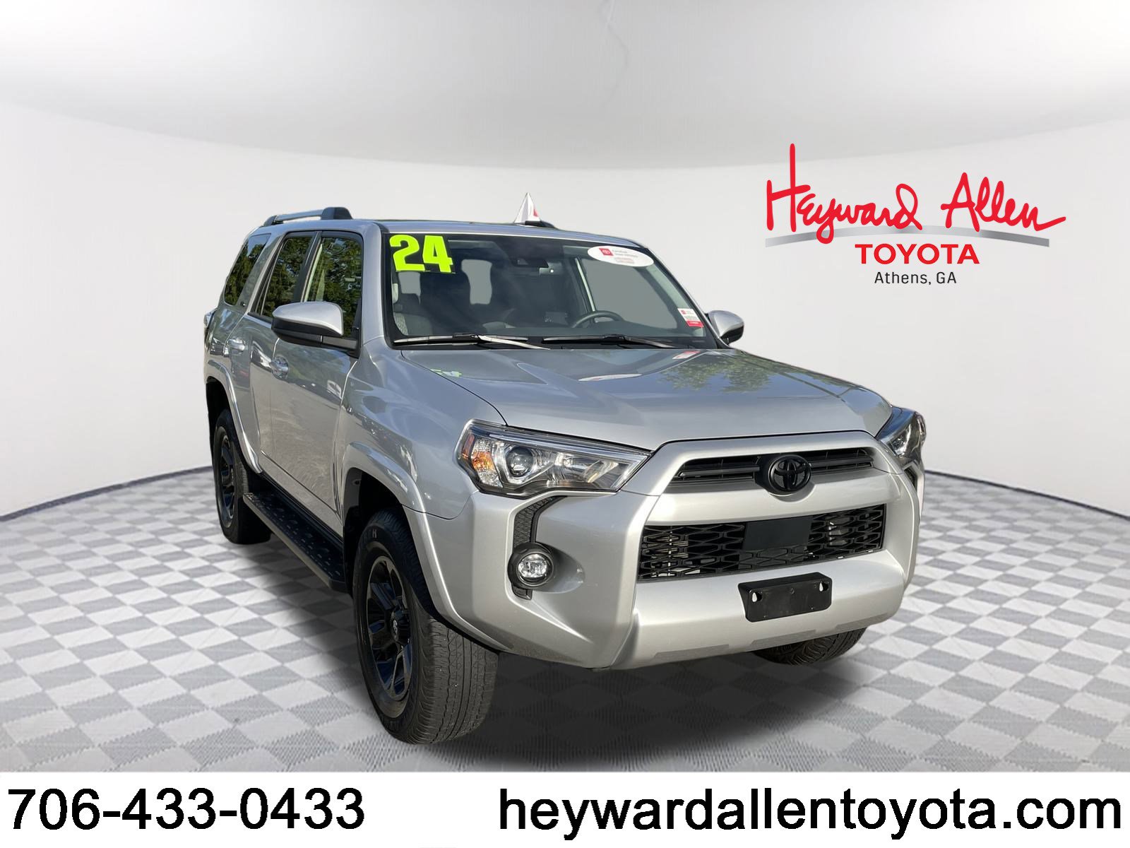 Certified 2024 Toyota 4Runner SR5 image 1