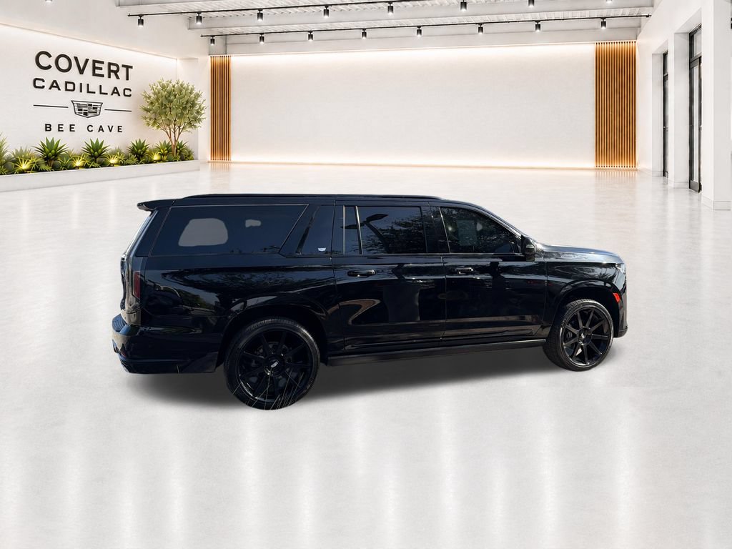 Used 2022 Cadillac Escalade ESV Sport w/ Touring Package AWD/4WD image 12