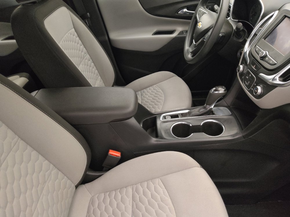 Used 2020 Chevrolet Equinox LS image 21