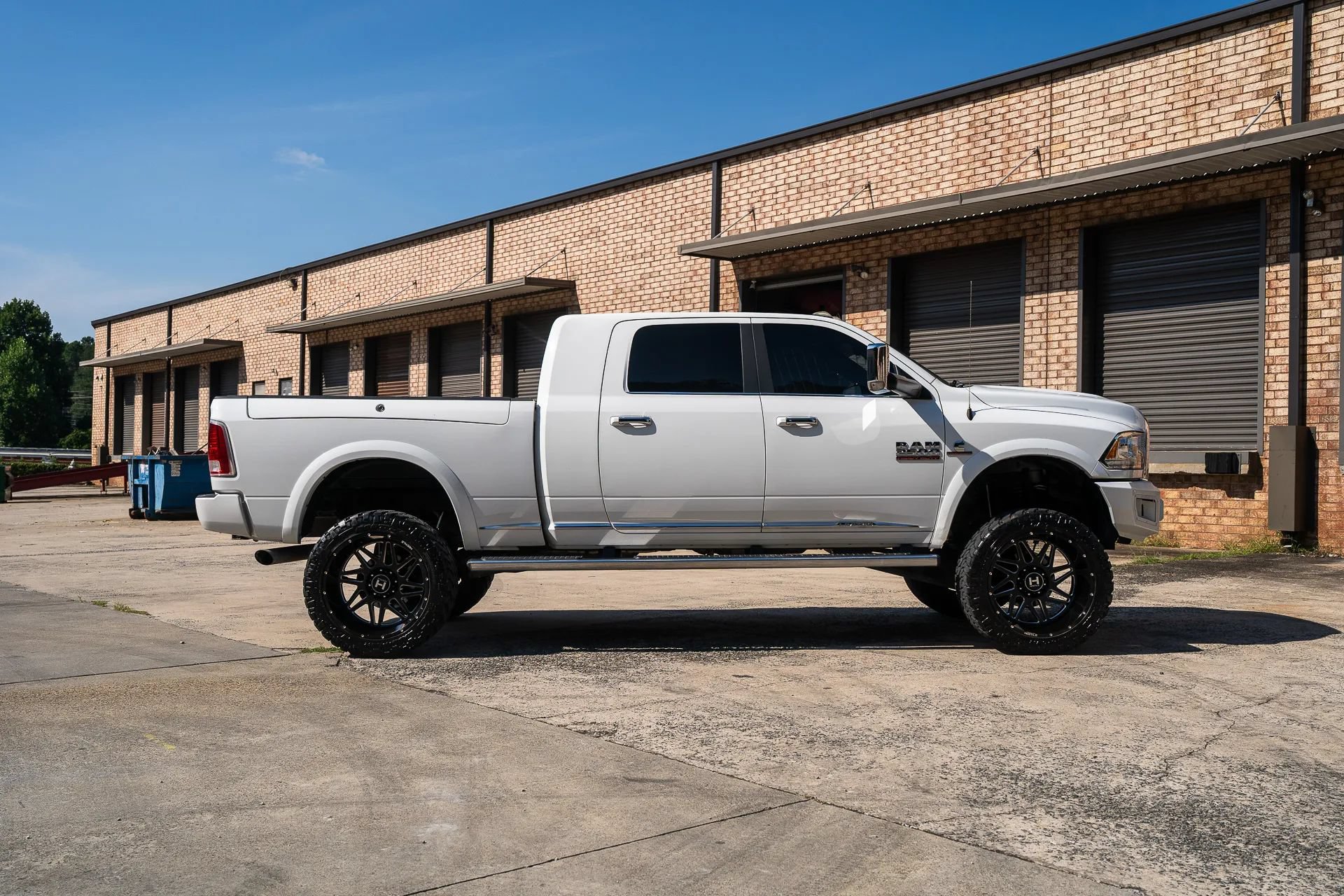 Used 2018 RAM 2500 Limited AWD/4WD image 11