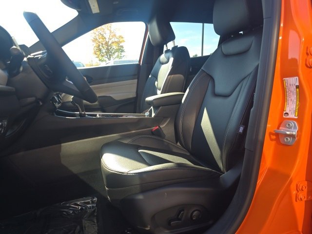 New 2026 Jeep Compass Limited image 9