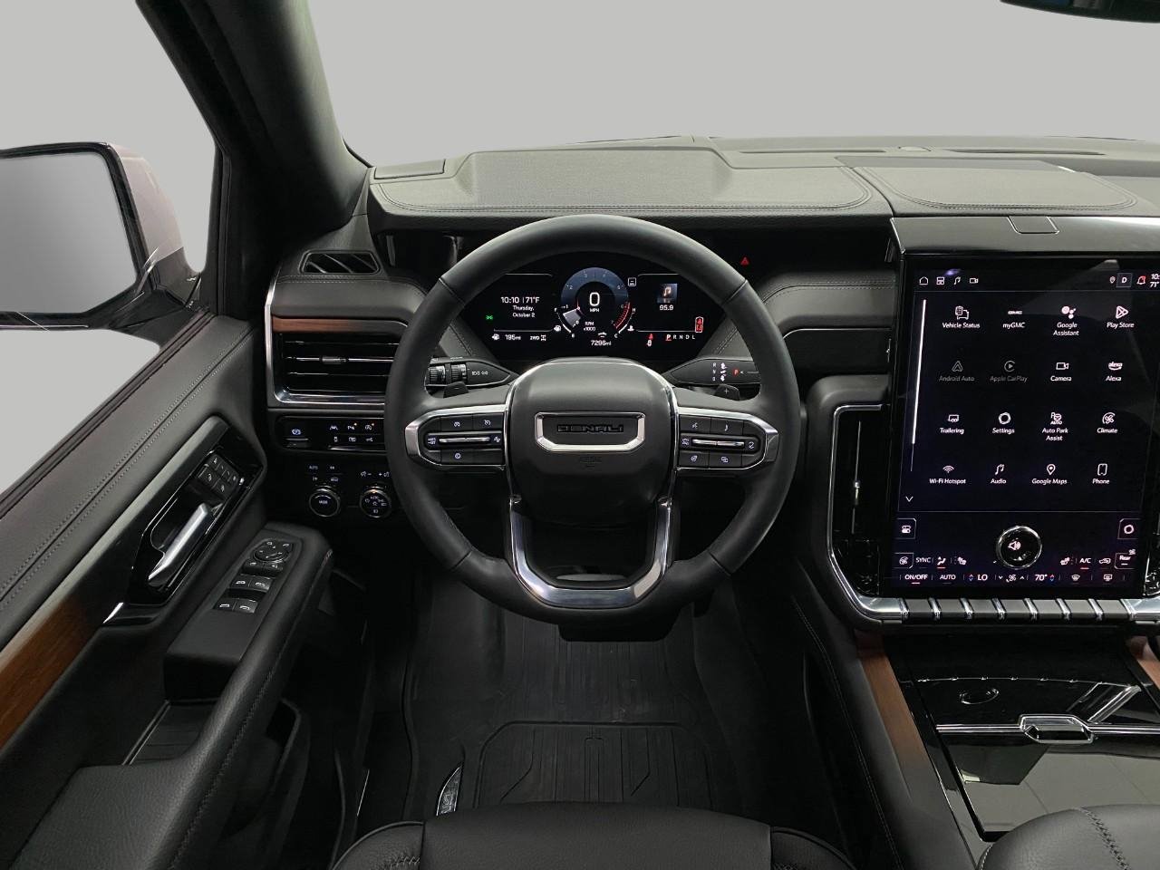 Used 2025 GMC Yukon XL Denali w/ Sun & Power Step Package image 15