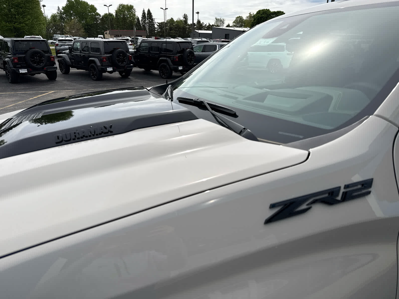 New 2026 Chevrolet Silverado 1500 ZR2 w/ LPO, Dark Essentials Package AWD/4WD image 4