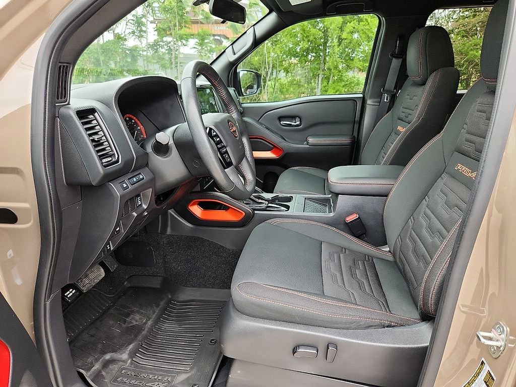 Used 2023 Nissan Frontier PRO-4X w/ Pro Convenience Package AWD/4WD image 20