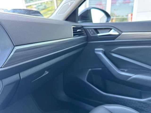 Certified 2020 Volkswagen Jetta SEL FWD image 17