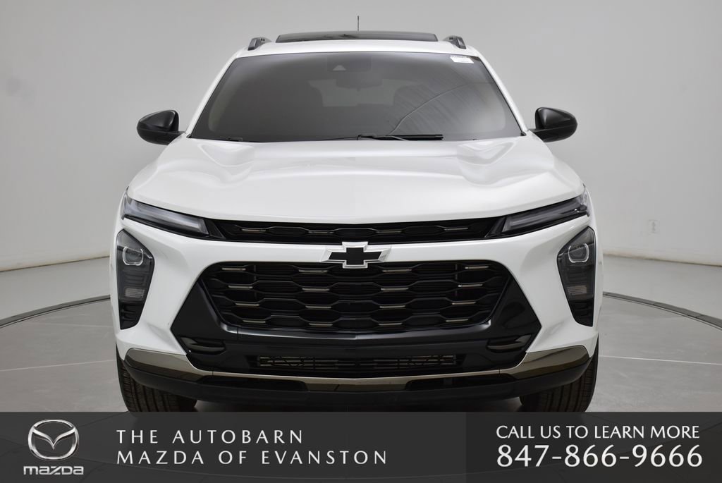 Used 2025 Chevrolet Trax ACTIV w/ Sunroof Package image 13