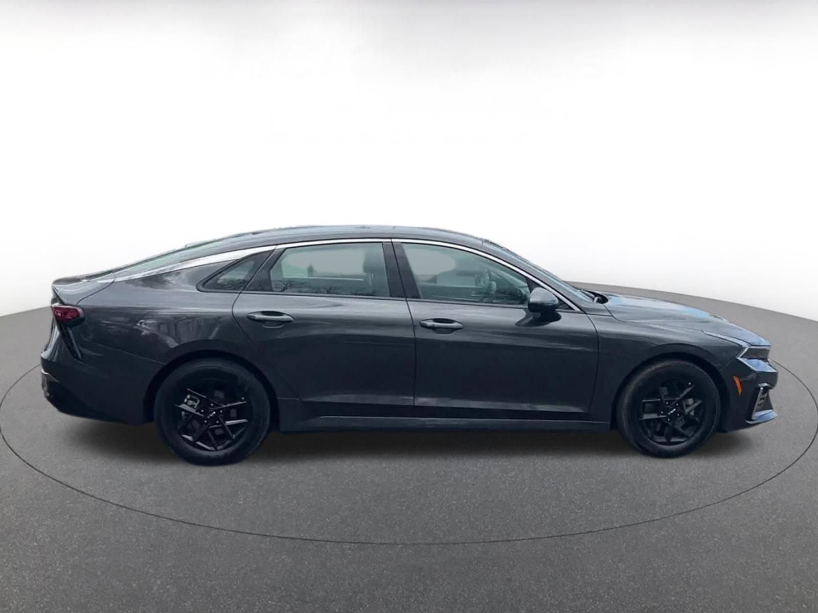 Used 2025 Kia K5 LXS image 16