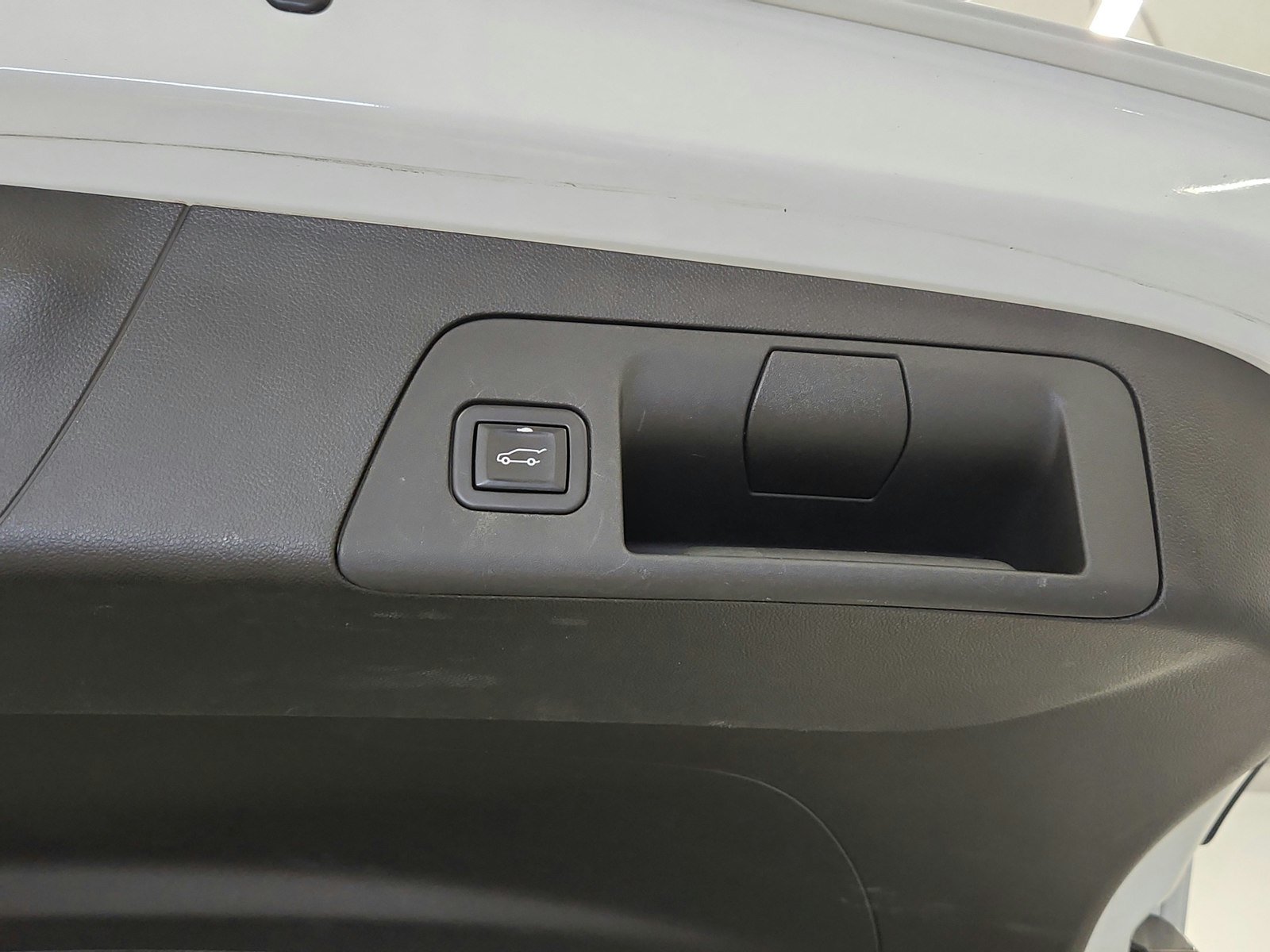 Used 2023 Buick Envision Essence FWD image 27