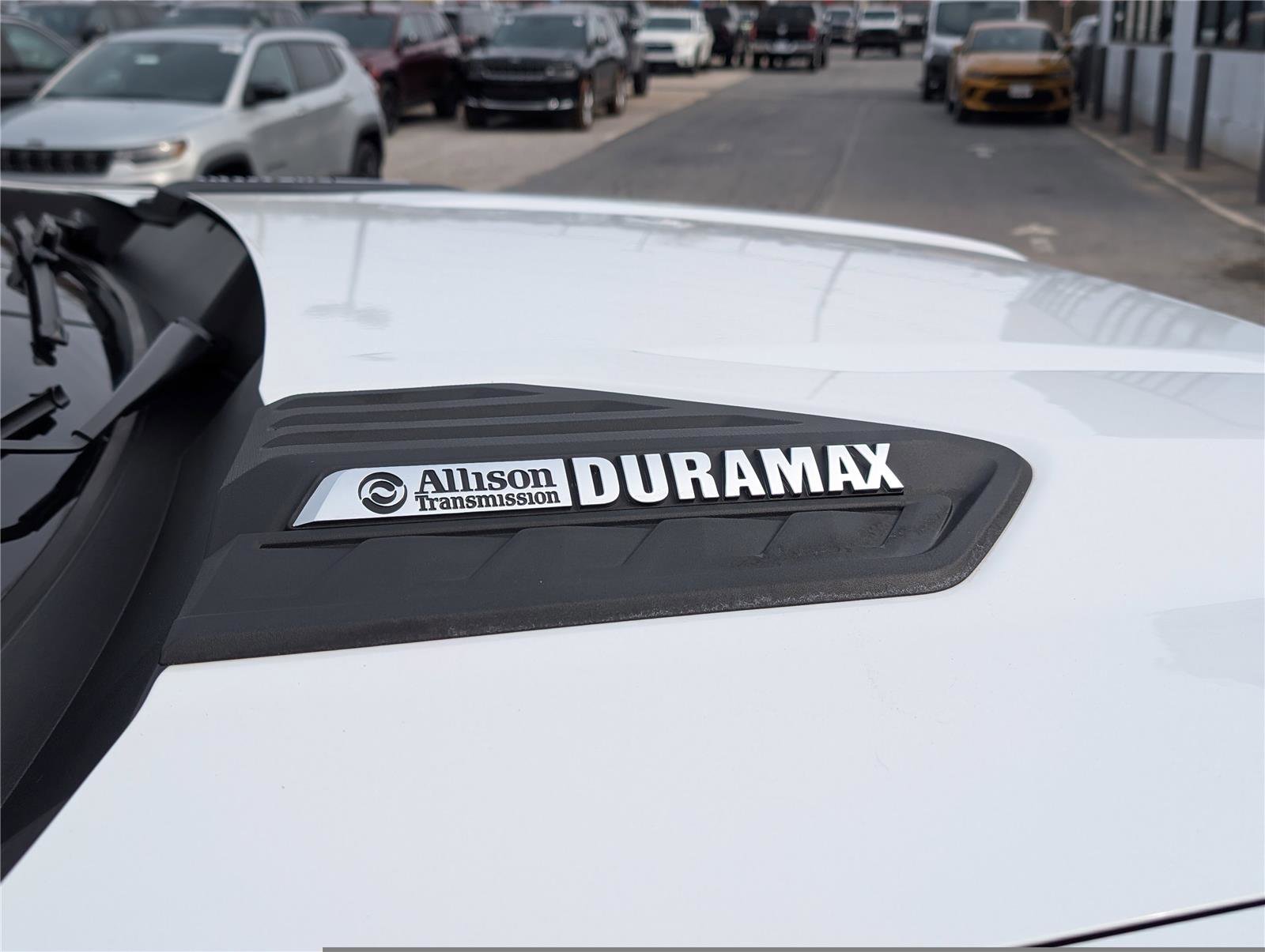 Used 2023 Chevrolet Silverado 2500 Custom w/ Custom Value Package image 9