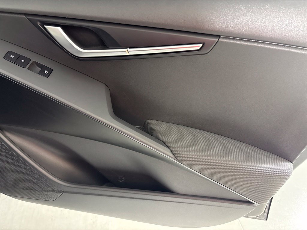 New 2026 Kia Niro LX FWD image 14