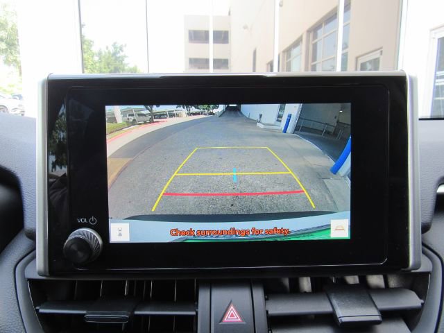 Used 2025 Toyota RAV4 XLE image 9