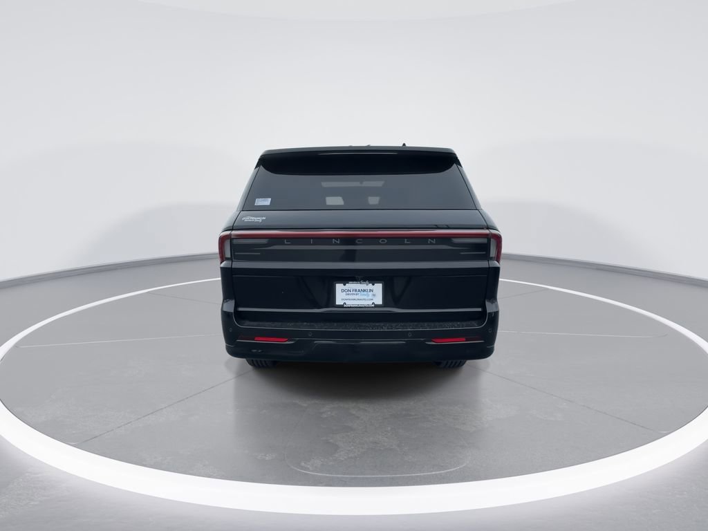 Used 2025 Lincoln Navigator Black Label image 7