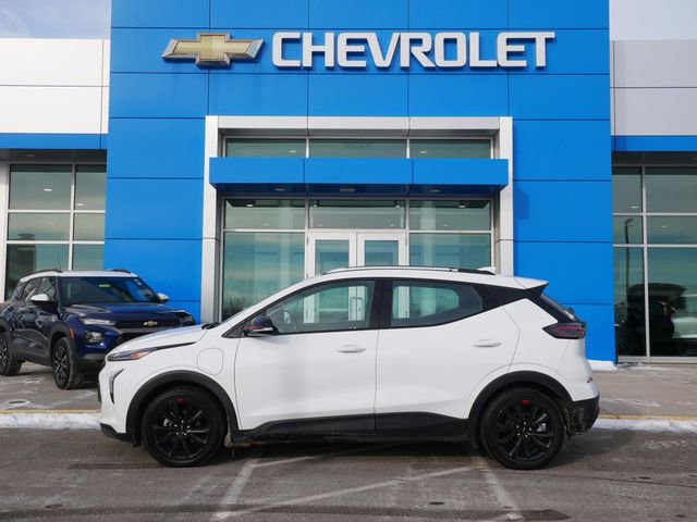Used 2023 Chevrolet Bolt EUV LT w/ Convenience Package image 4
