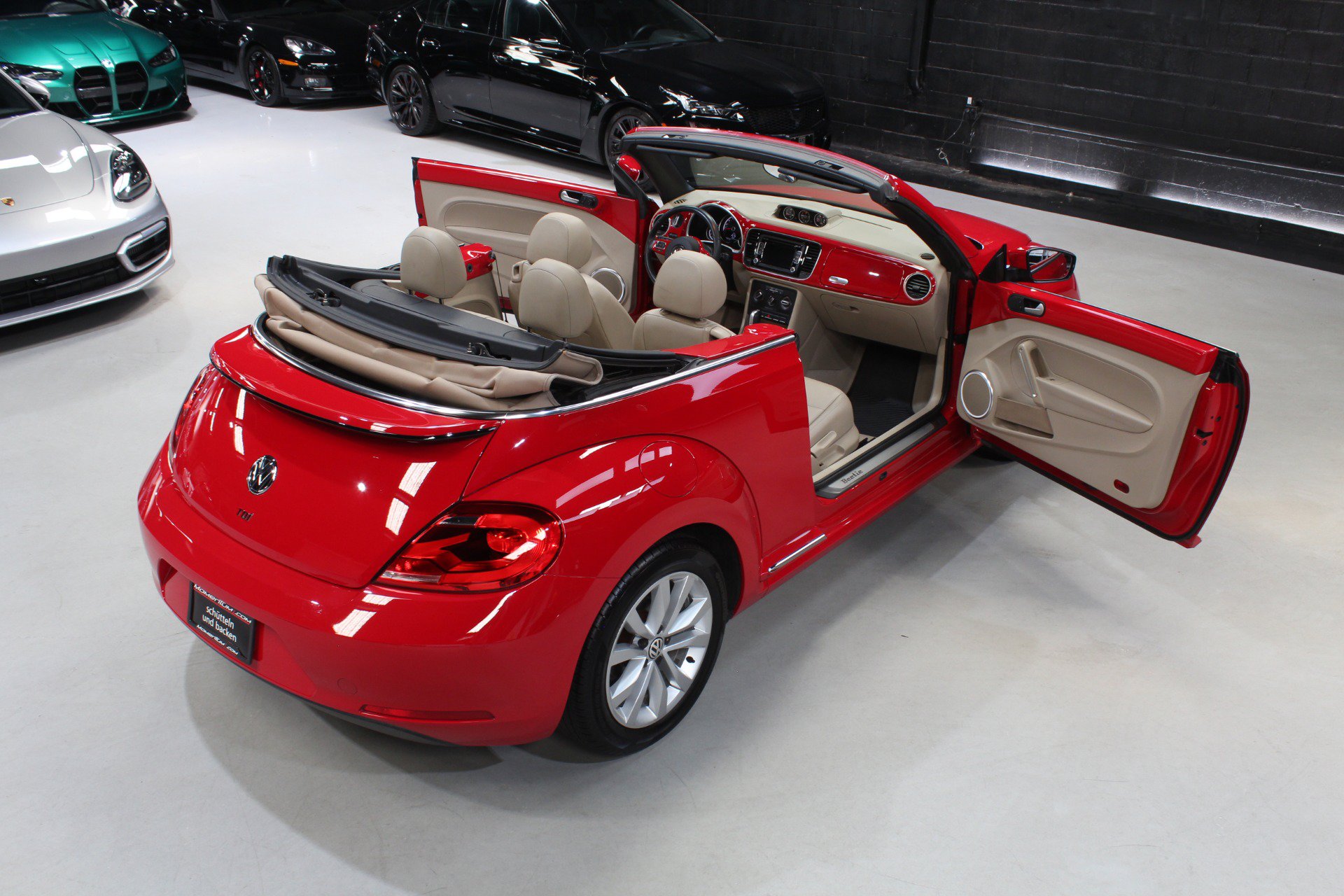 Used 2014 Volkswagen Beetle TDI FWD image 21