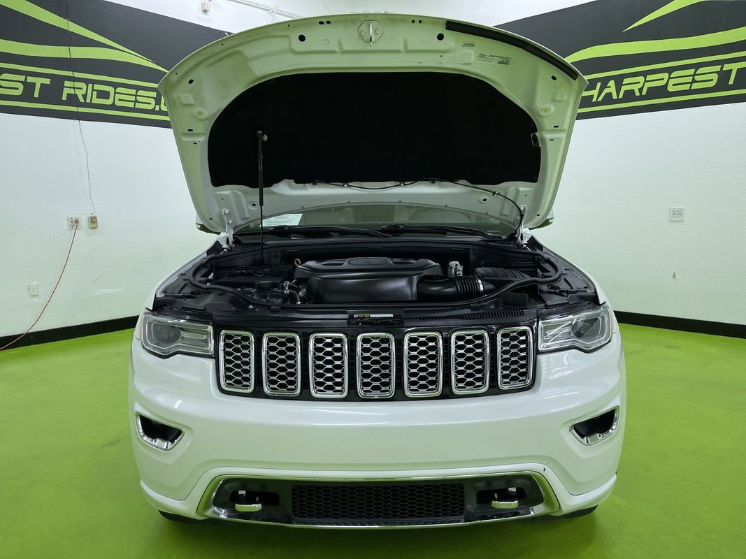 Used 2018 Jeep Grand Cherokee Overland image 4