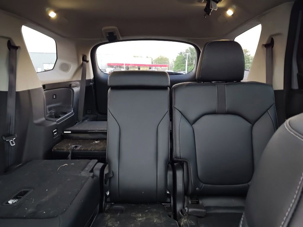 Used 2023 Honda Pilot Touring image 12