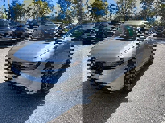 Used 2023 Honda Accord EX image 1