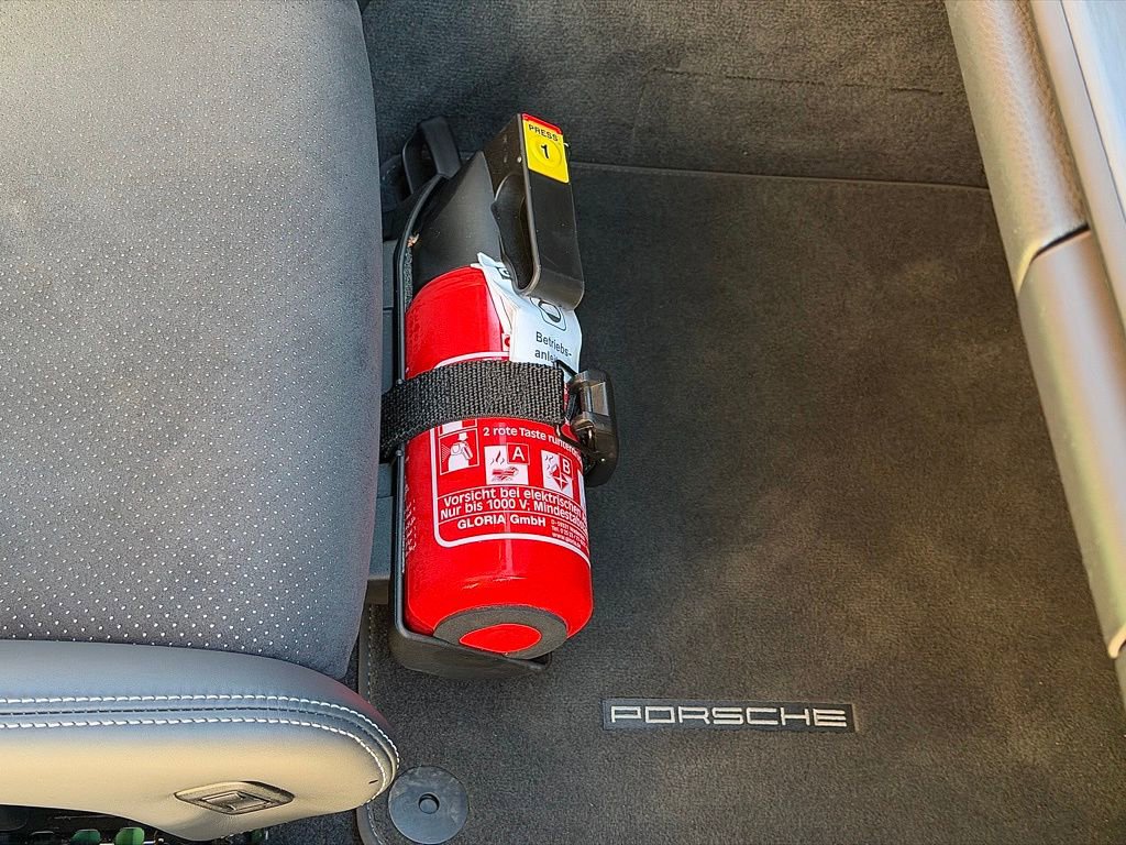 Certified 2022 Porsche 911 GT3 image 23