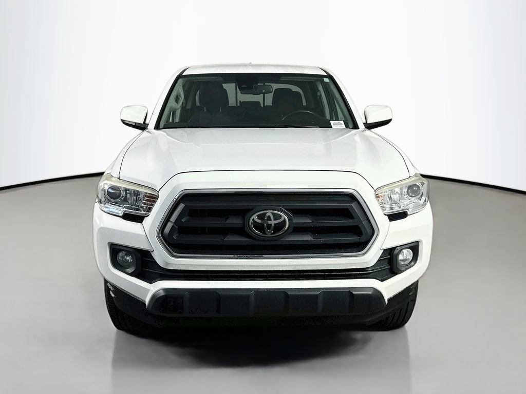 Used 2020 Toyota Tacoma SR5 RWD image 2
